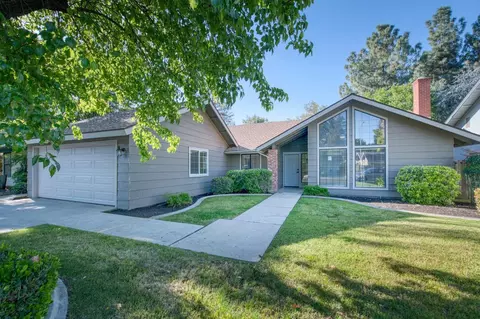 1788 Celeste Ave, Clovis, CA 93611