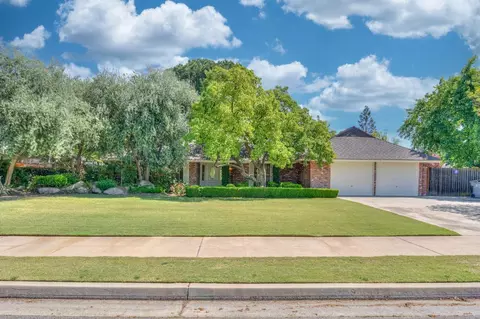 7288 N Prospect Ave, Fresno, CA 93711