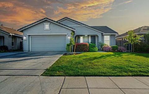 934 San Bruno Ave, Madera, CA 93637