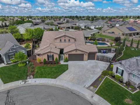 3105 Lincoln Ave, Clovis, CA 93619