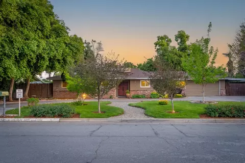 6423 E Lane Ave, Fresno, CA 93727