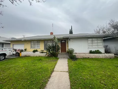 1547 W Vassar Ave, Fresno, CA 93705