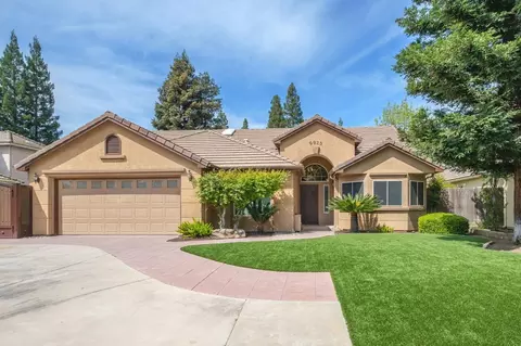 9925 N Granville Ave, Fresno, CA 93720