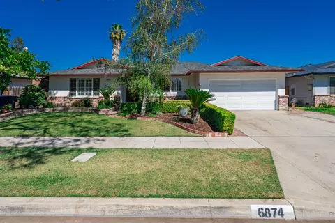 6874 N Winery Ave, Fresno, CA 93710