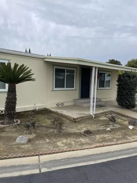 1701 Dinuba Ave #SP 37, Selma, CA 93662