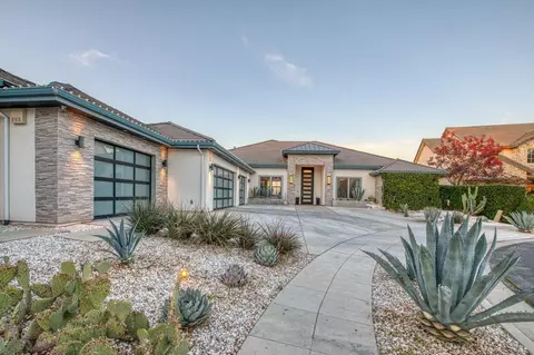 5180 W Bluff Ave, Fresno, CA 93722