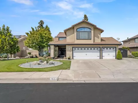 2583 Dennis Ave, Clovis, CA 93611