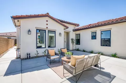 11628 N Range View Dr, Fresno, CA 93730