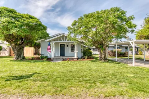 13461 S Oak Ave, Caruthers, CA 93609