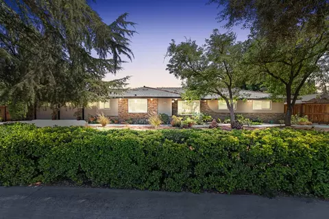 2525 W Bullard Ave, Fresno, CA 93711