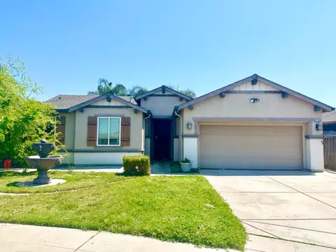 2166 N Constance Dr, Fresno, CA 93722