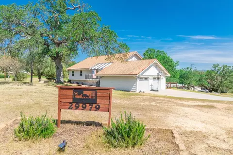 29979 Corral Dr, Coarsegold, CA 93614