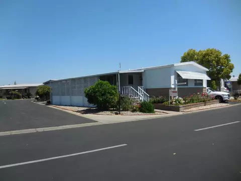 221 W Herndon Ave #118, Pinedale, CA 93650
