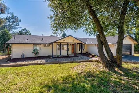 31798 Quartz Mountain Rd, Coarsegold, CA 93614