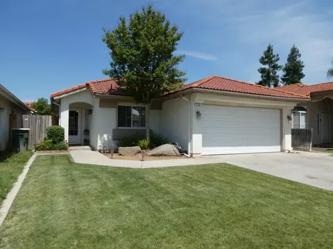 5706 W Sample Ave, Fresno, CA 93722