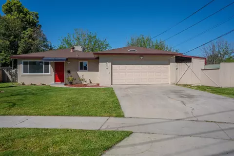 4931 N Vagedes, Fresno, CA 93705