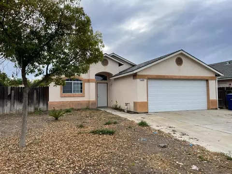 2360 S Sylmar Ave, Fresno, CA 93725