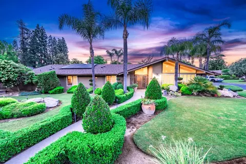 2670 W San Bruno Ave, Fresno, CA 93711