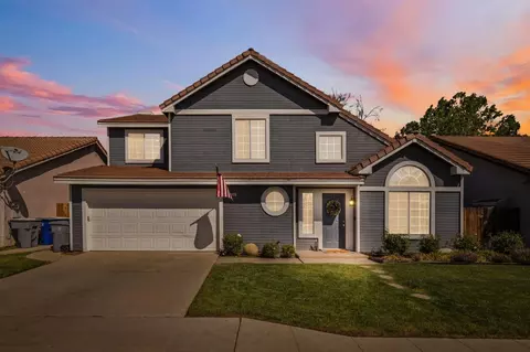 253 W Cromwell Ave, Clovis, CA 93611 photo 1