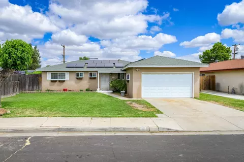 91 W San Gabriel Ave, Clovis, CA 93612