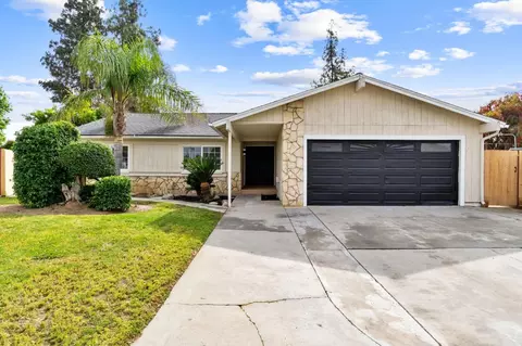 5983 E Pontiac Way, Fresno, CA 93727