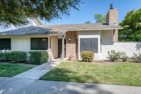 4757 N Woodrow Ave #110, Fresno, CA 93726