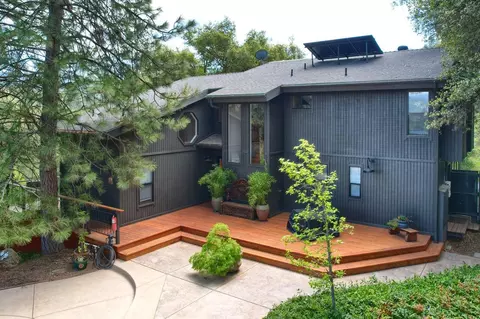49649 Meadowwood Rd, Oakhurst, CA 93644