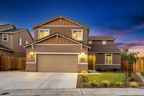 6730 E Adena Ave, Fresno, CA 93727