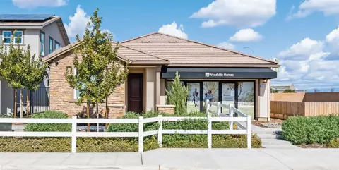 6230 E Adena Ave, Fresno, CA 93727