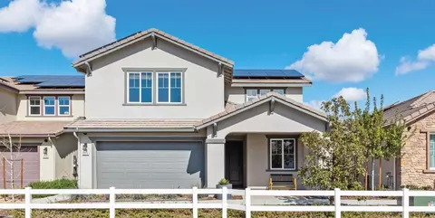 6218 E Adena Ave, Fresno, CA 93727