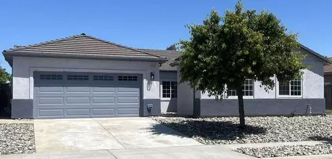 6358 E Fillmore Ave, Fresno, CA 93727