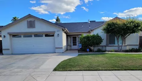 5637 W Weathermaker Ave, Fresno, CA 93722