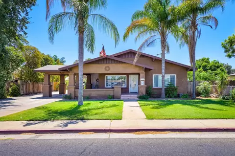 1330 El Monte Way, Dinuba, CA 93618