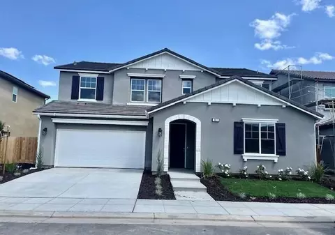 827 Talus Way S, Madera, CA 93636