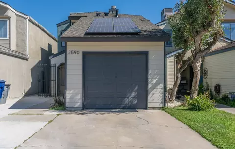 3590 W Terrace Ave, Fresno, CA 93722