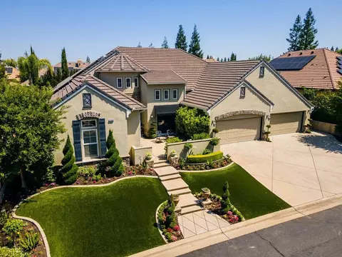 1408 E Carlyle Way, Fresno, CA 93730