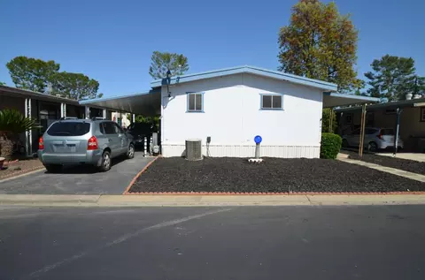 2706 W Ashlan Ave #191, Fresno, CA 93705