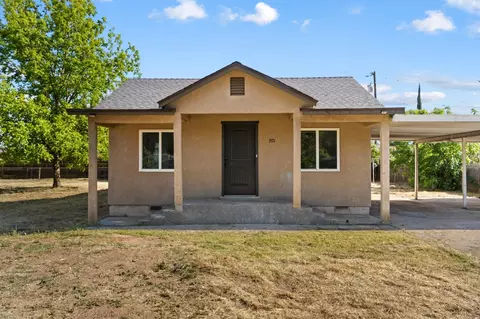 3521 W University Ave, Fresno, CA 93722