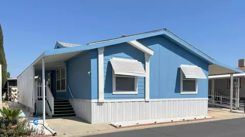 581 N Crawford #132, Dinuba, CA 93618
