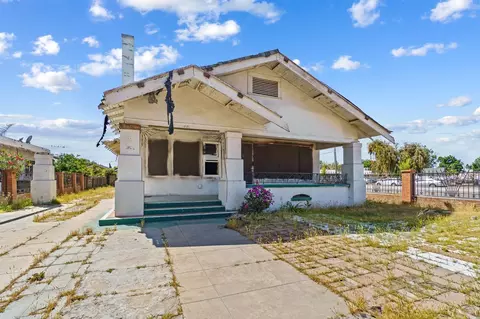 481 N Howard St, Fresno, CA 93701