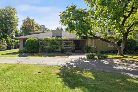 4386 N Wishon Ave, Fresno, CA 93704