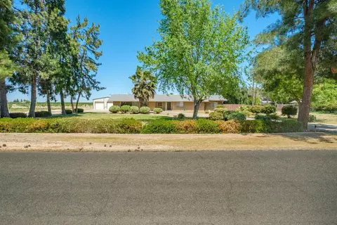 8750 W Barstow Ave, Fresno, CA 93723