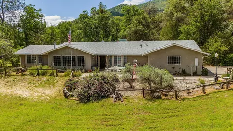 34425 Lodge Rd, Tollhouse, CA 93667