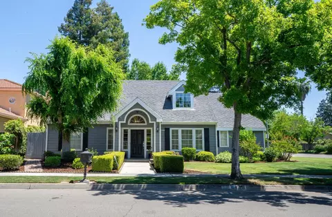 6510 N Adoline Ave, Fresno, CA 93711
