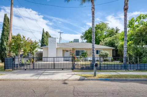 3846 E Floradora Ave, Fresno, CA 93703