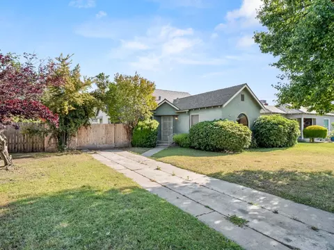 116 E Andrews Ave, Fresno, CA 93704