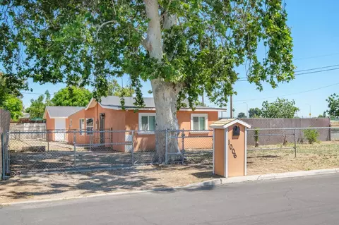 1006 N 11th St, Fresno, CA 93702