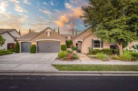 1831 N Sanders Ave, Clovis, CA 93619