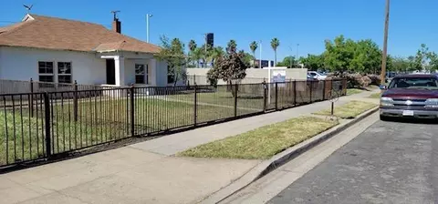 467 W Beechwood Ave, Pinedale, CA 93650