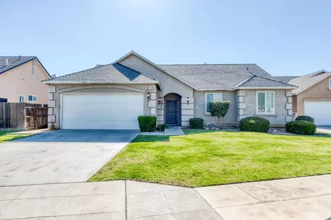 2623 N Knoll Ave, Fresno, CA 93722